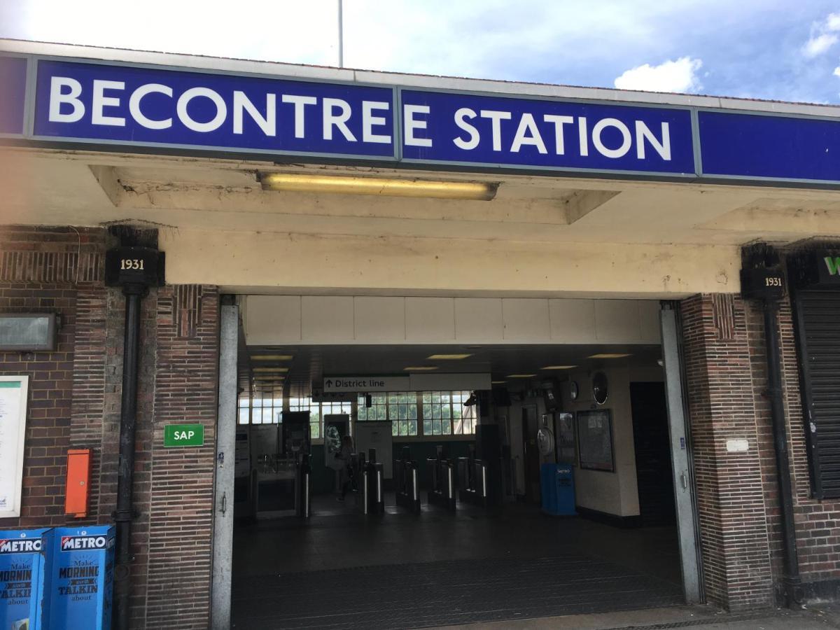 Becontreelodge Dagenham Luaran gambar